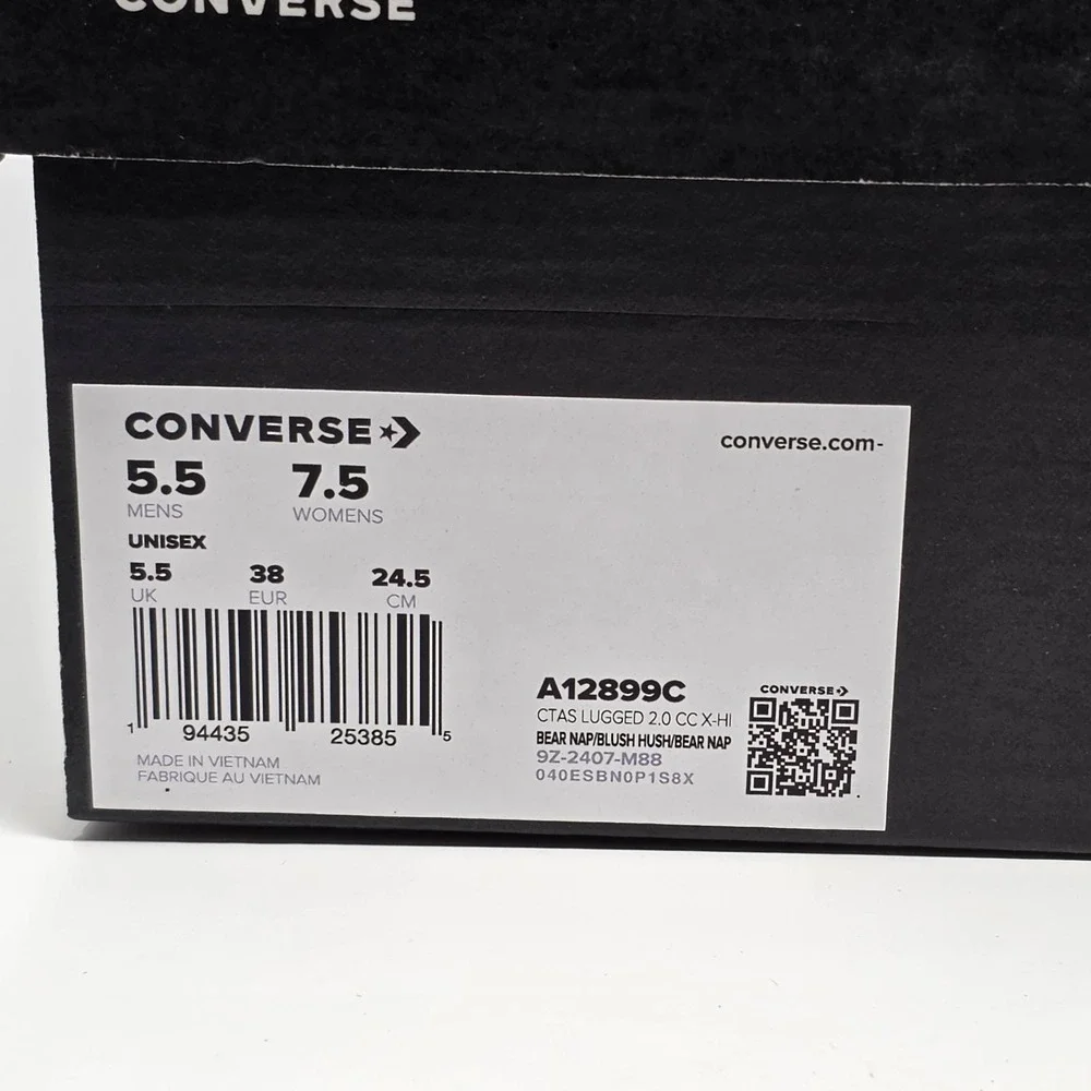 Converse Chuck Taylor All Star Lugged 2.0 CC X-Hi Waterproof Boots Womens Sz 7.5